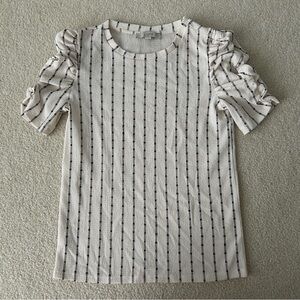 Loft Women’s Textured Jacquard Cinched Sleeve Top Cream Beige Black Neutral M